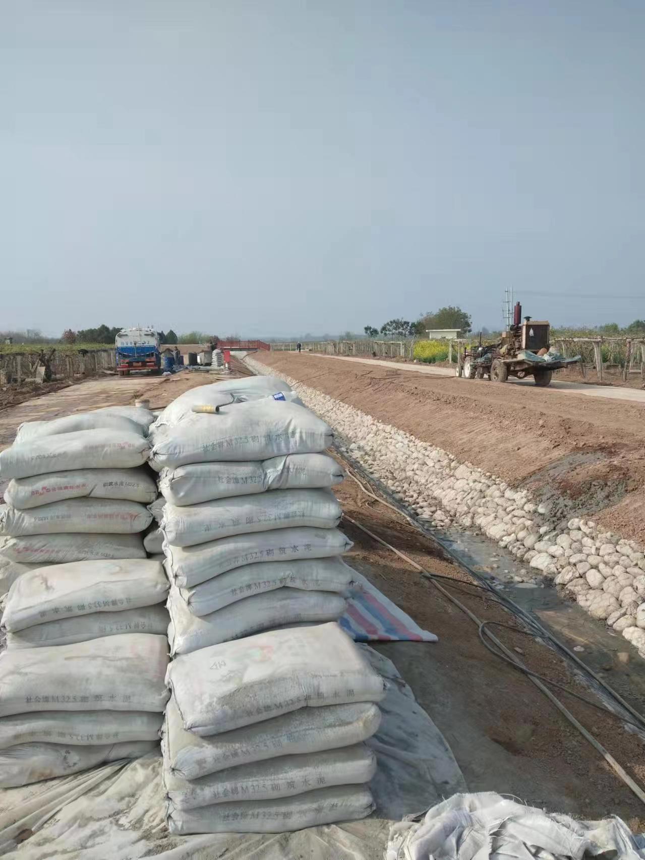 黄潭镇小导管注浆